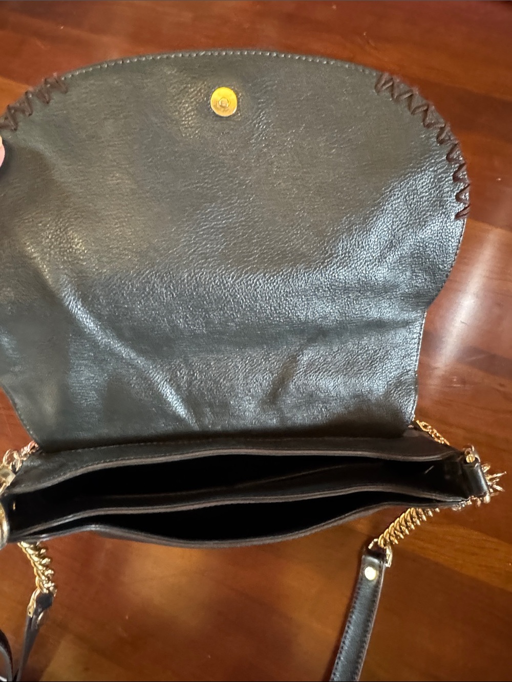 MCM VINTAGE Black Leather Crossbody with Gold Hardware - Picture 5 of 11
